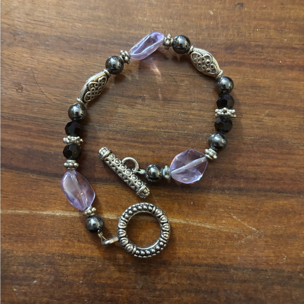 Elegant Silver and Purple Beaded Bracelet